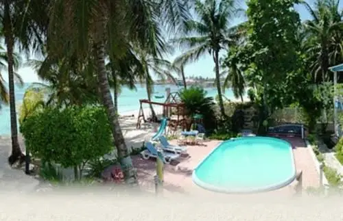 Hotel Cocoplum Beach 