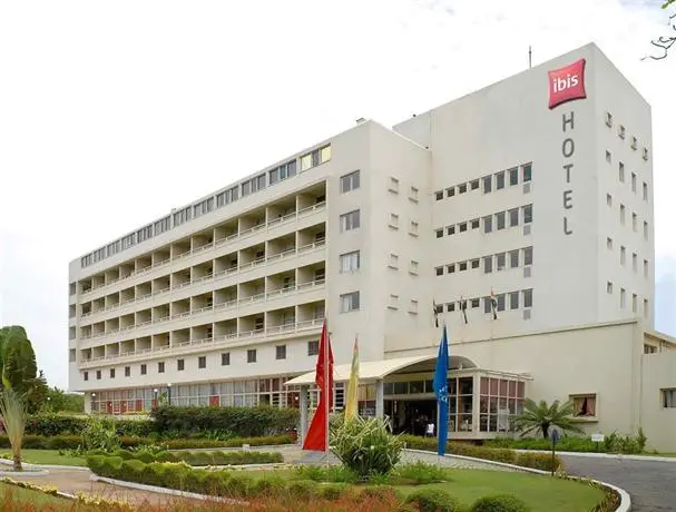 Ibis Lome Centre 