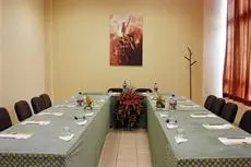 Ibis Lome Centre 