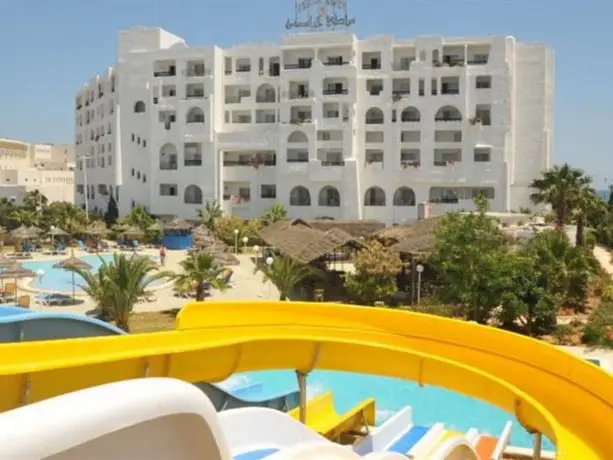 Yasmine Beach Resort