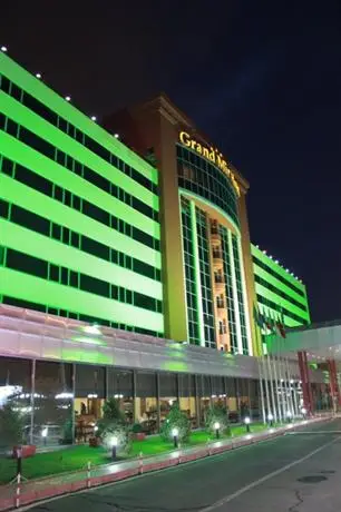 Grand Mir Hotel 