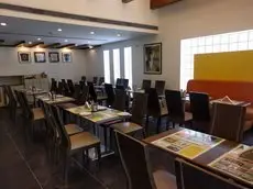 Lemon Tree Hotel Udyog Vihar Gurugram 