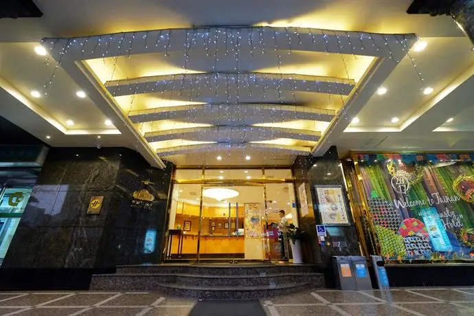 Dynasty Hotel Tainan City 