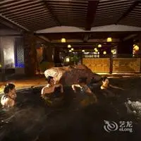 Huasheng Hotel Leshan 