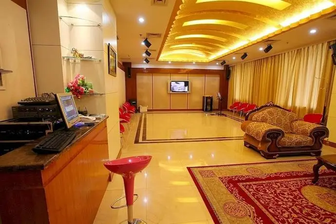 Yizheng Hotel Jinan 