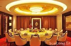 Yizheng Hotel Jinan 