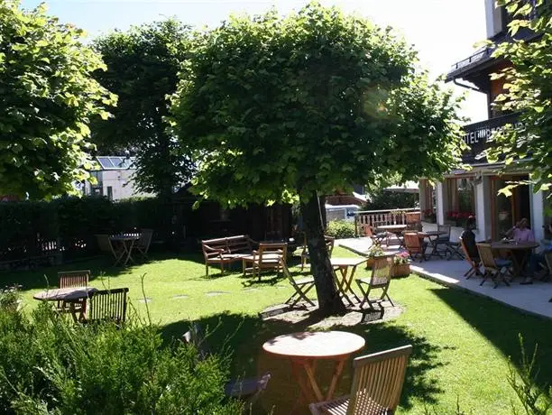 Alpe Fleurie Hotel & Restaurant 