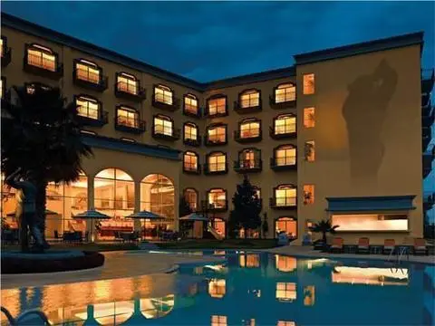 Camino Real Puebla Hotel & Suites