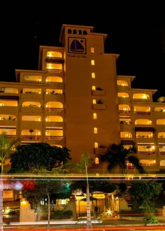 Costa de Oro Beach Hotel