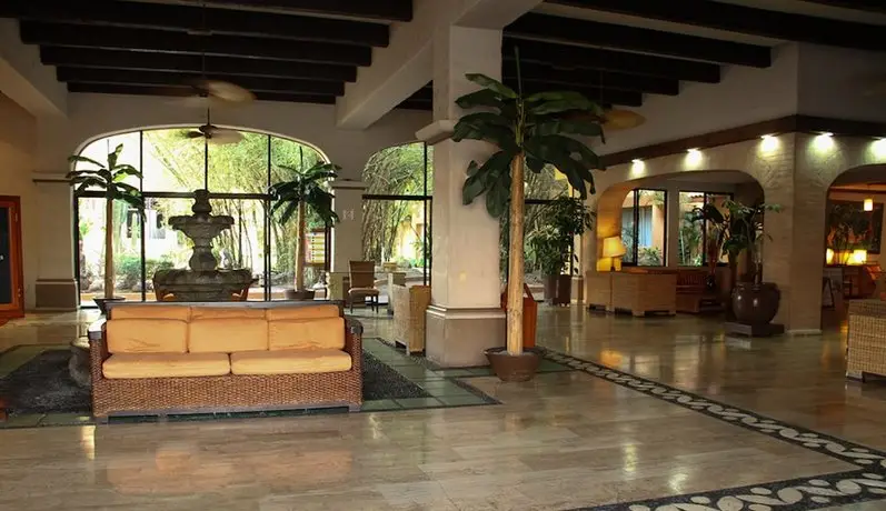 Costa de Oro Beach Hotel 