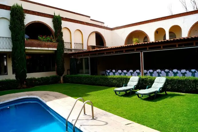 Hotel & Suites Villa del Sol 