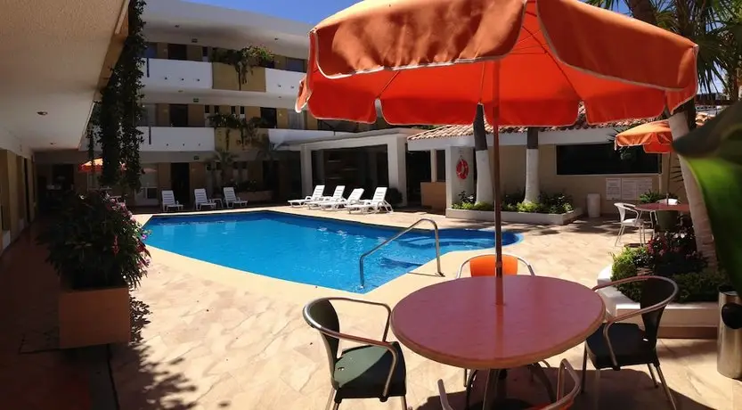 Hotel Azteca Inn Mazatlan 