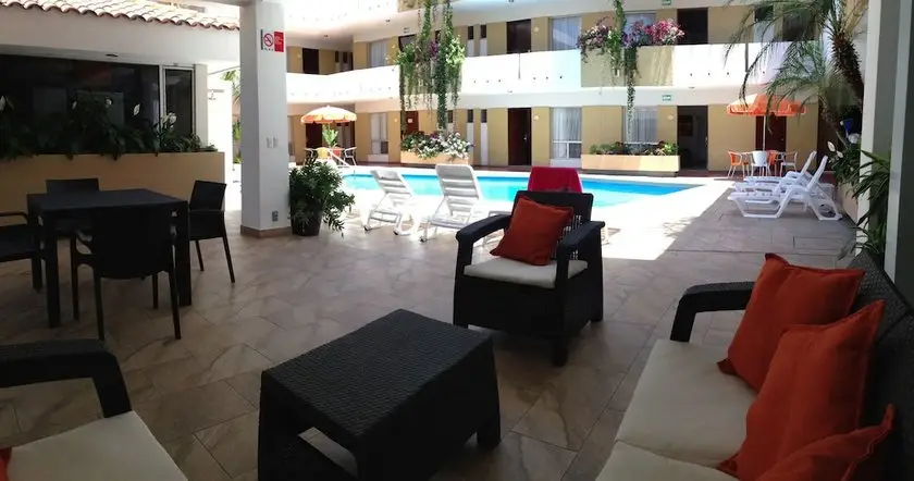 Hotel Azteca Inn Mazatlan 