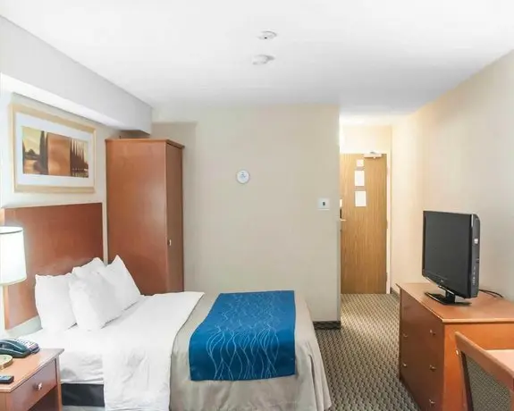 Comfort Inn Airport West 