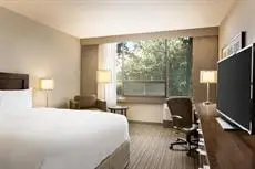 DoubleTree by Hilton Hotel Toronto Airport West 