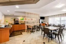 Quality Inn & Suites Toronto West 401-Dixie 