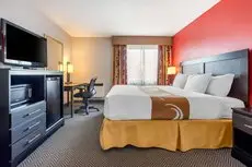 Quality Inn & Suites Toronto West 401-Dixie 