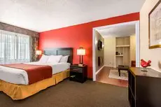 Quality Inn & Suites Toronto West 401-Dixie 