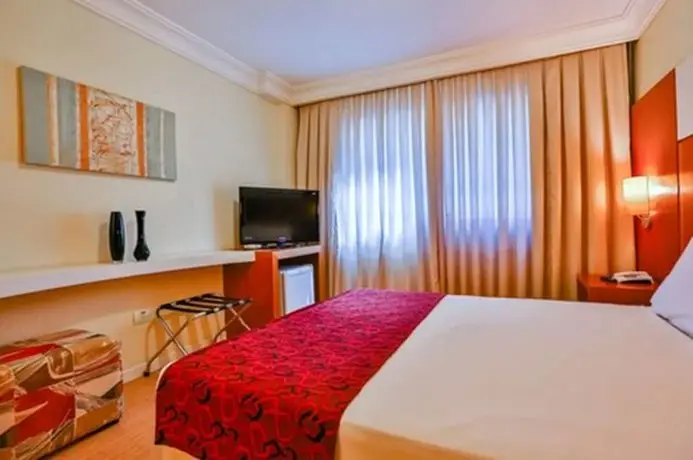 Sleep Inn Dubai Macae