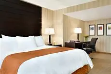 Radisson Hotel Vancouver Airport 