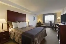 Travelodge Hotel by Wyndham Vancouver Airport 