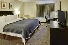 Travelodge Hotel by Wyndham Vancouver Airport 