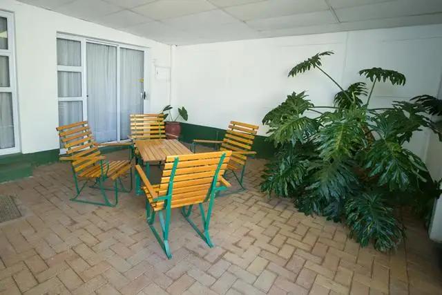 Palm Lodge Guest House 