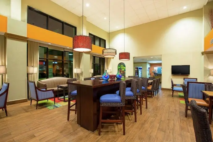 Hampton Inn & Suites San Jose Airport