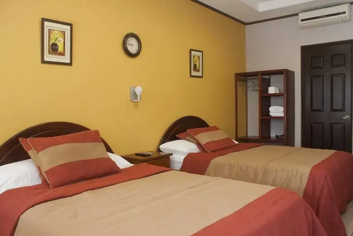 Hotel Robledal Alajuela