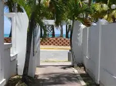 Borinquen Beach Inn 