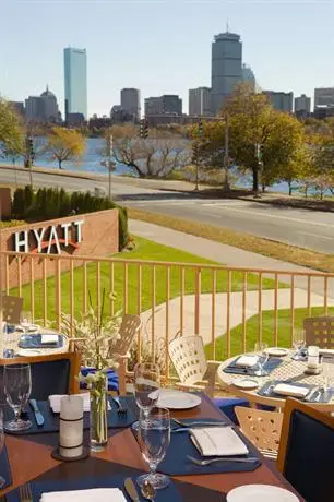 Hyatt Regency Cambridge Overlooking Boston