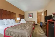 Ramada by Wyndham Columbus Polaris Hotel 