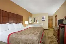 Ramada by Wyndham Columbus Polaris Hotel 