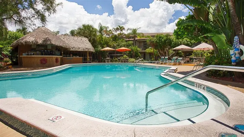 Best Western Naples Inn & Suites 