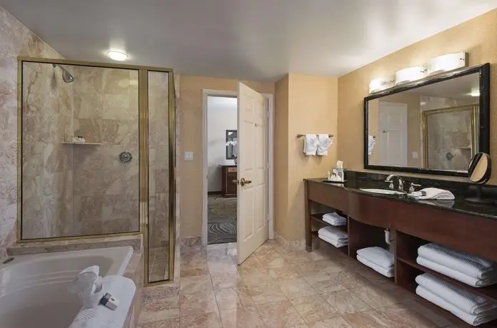 DoubleTree Suites by Hilton Naples 