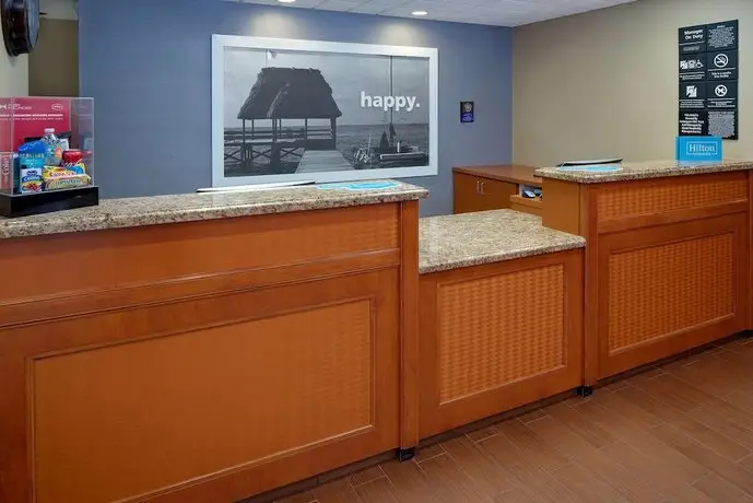 Hampton Inn Naples-Central