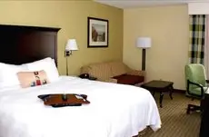 Hampton Inn Naples-Central 