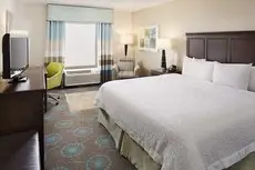 Hampton Inn Naples-Central 