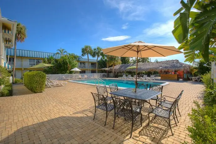 Naples Garden Inn 