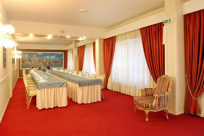 Hotel Afonso V 