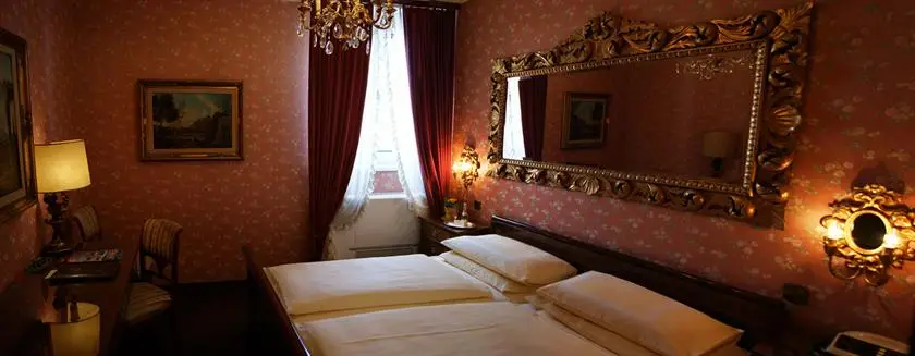 Hotel Palais Porcia 