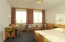 Airporthotel Salzburg - Hotel am Salzburg Airport 