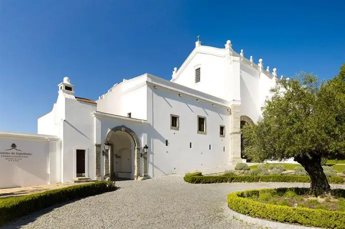 Convento do Espinheiro Historic Hotel & Spa