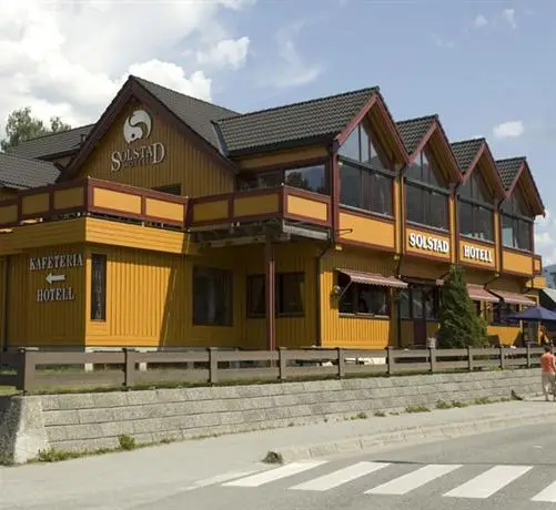 Solstad Hotel & Motel 