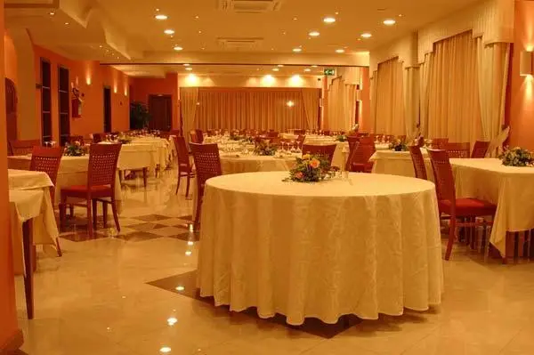 Athena Palace Hotel 