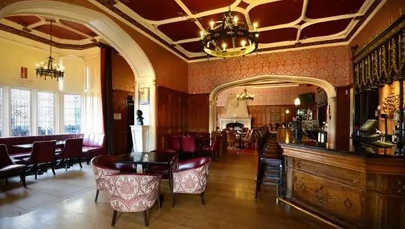 Clontarf Castle Hotel 