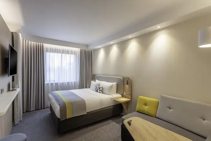 Holiday Inn Express Dublin-Airport 