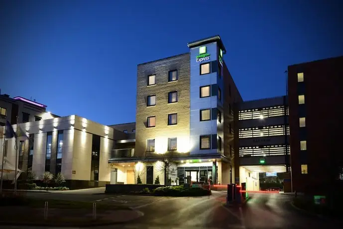 Holiday Inn Express Dublin-Airport 