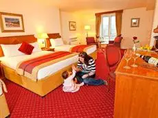 Galway Bay Hotel Conference & Leisure Centre 