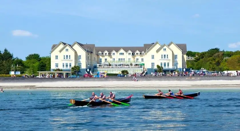 Galway Bay Hotel Conference & Leisure Centre 